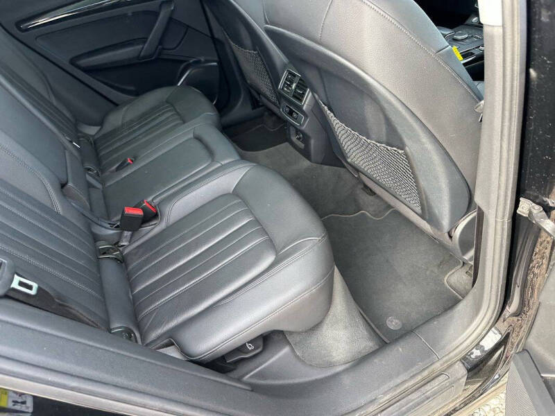 2019 Audi Q5 quattro Premium 45 TFSI