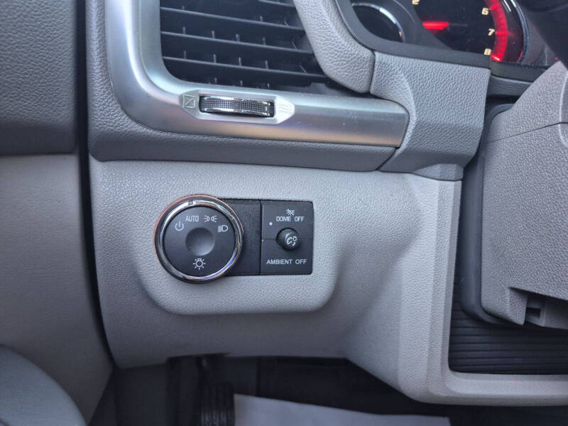 2013 GMC Acadia SLE-2