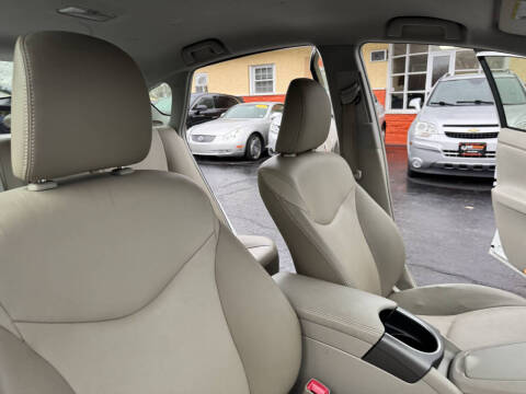 2013 Toyota Prius Five