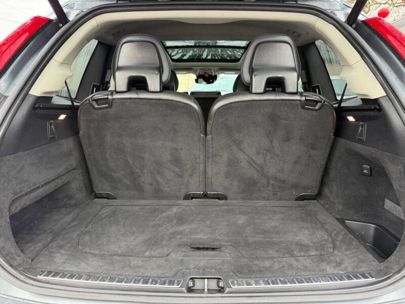 2017 Volvo XC90 T6 Inscription