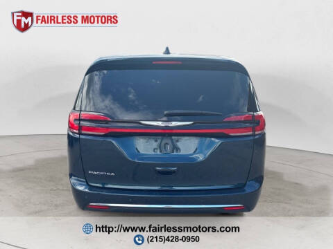 2023 Chrysler Pacifica Touring L