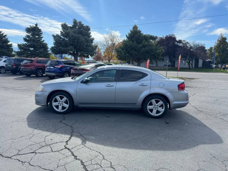 2013 Dodge Avenger SE
