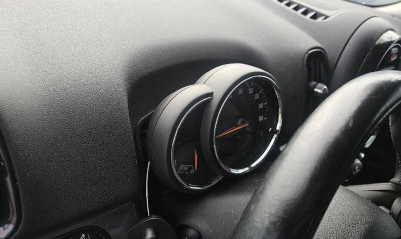 2017 MINI Countryman Cooper