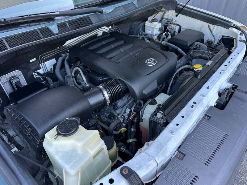 2014 Toyota Tundra SR5