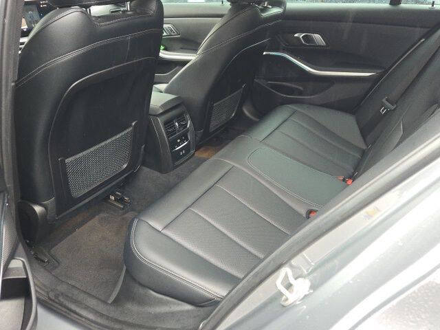 2023 BMW 3 Series 330i xDrive