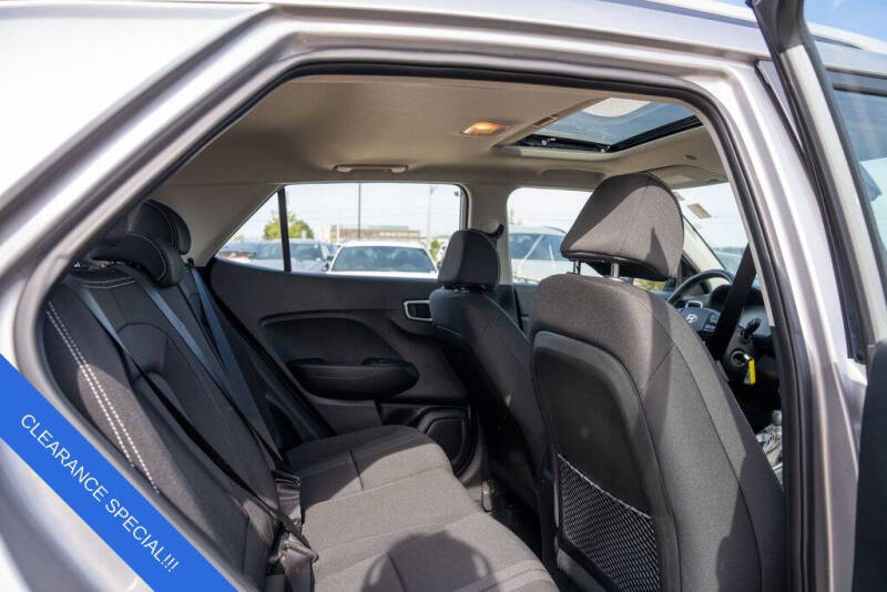 2023 Hyundai Venue SEL