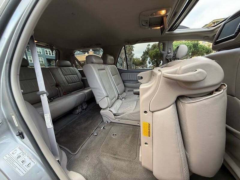 2004 Toyota Sequoia Limited