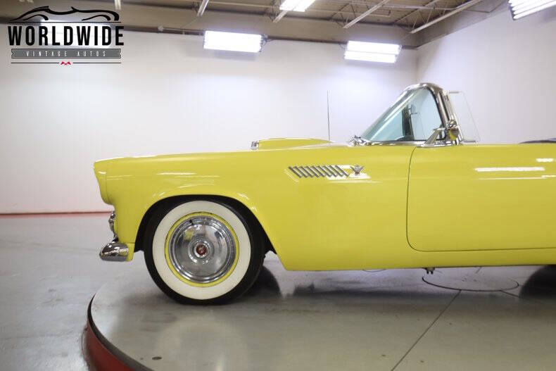 1955 Ford Thunderbird