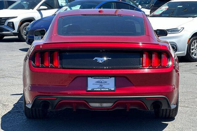 2016 Ford Mustang EcoBoost Premium