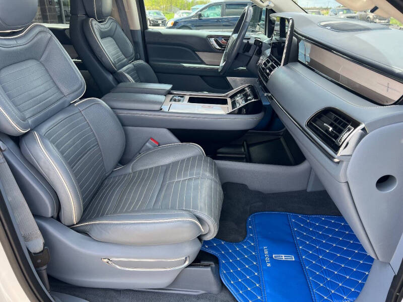 2020 Lincoln Navigator Black Label