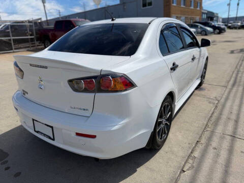 2017 Mitsubishi Lancer ES
