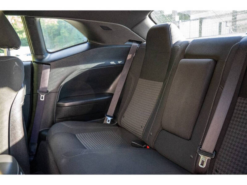 2016 Dodge Challenger SXT