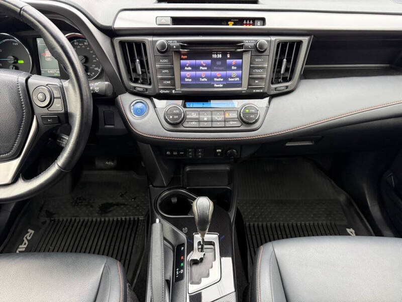 2017 Toyota RAV4 Hybrid SE