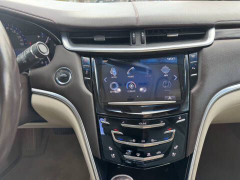 2014 Cadillac XTS Luxury Collection