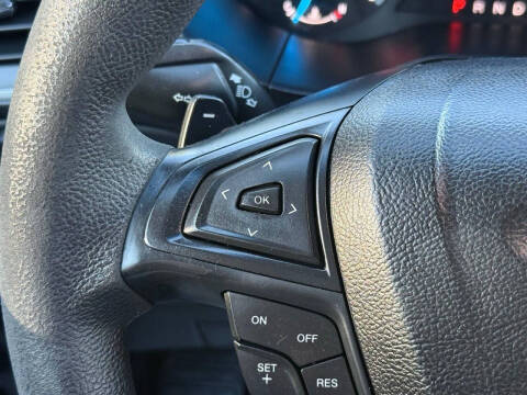 2017 Ford Edge SE