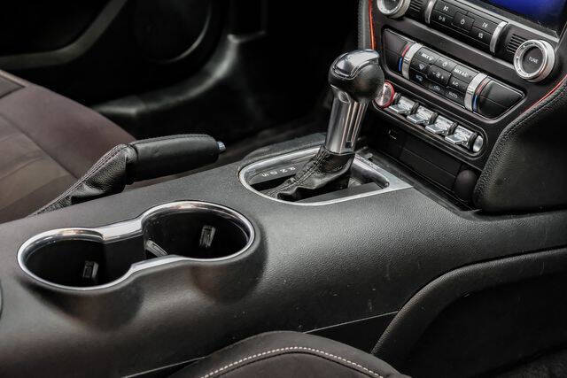 2021 Ford Mustang EcoBoost