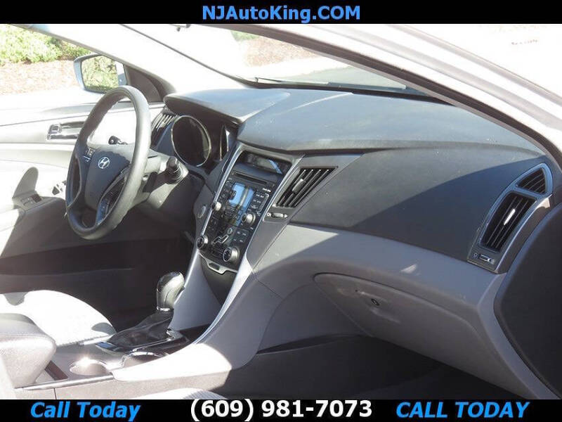 2011 Hyundai Sonata Hybrid