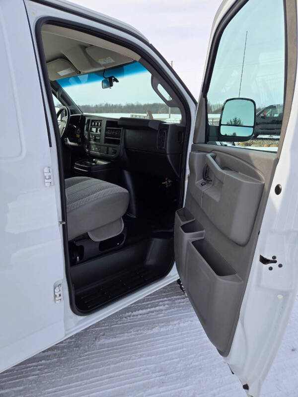 2021 GMC Savana 3500