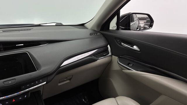 2021 Cadillac XT4 Luxury