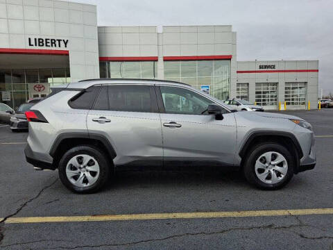 2019 Toyota RAV4 LE
