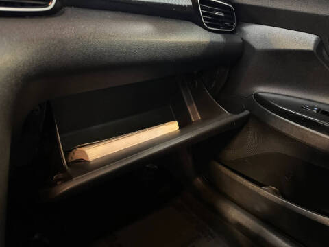 2019 Hyundai Veloster