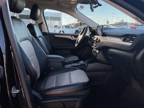 2021 Ford Escape Titanium