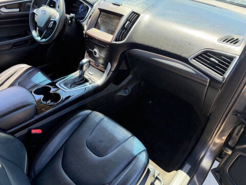 2018 Ford Edge Titanium