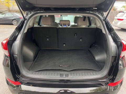 2018 Hyundai Tucson SE