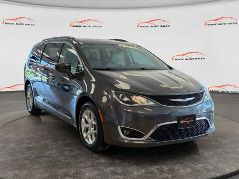 2017 Chrysler Pacifica