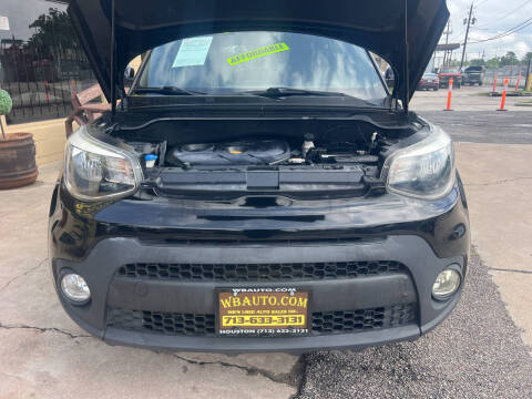 2017 Kia Soul +