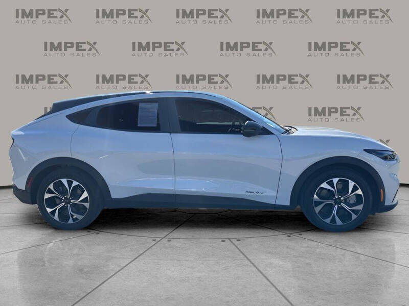 2025 Ford Mustang Mach-E Select