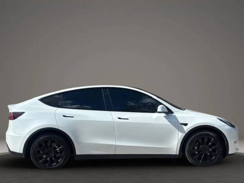 2022 Tesla Model Y Long Range