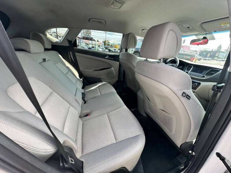 2017 Hyundai Tucson SE Plus