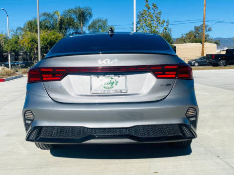2022 Kia Forte GT Line