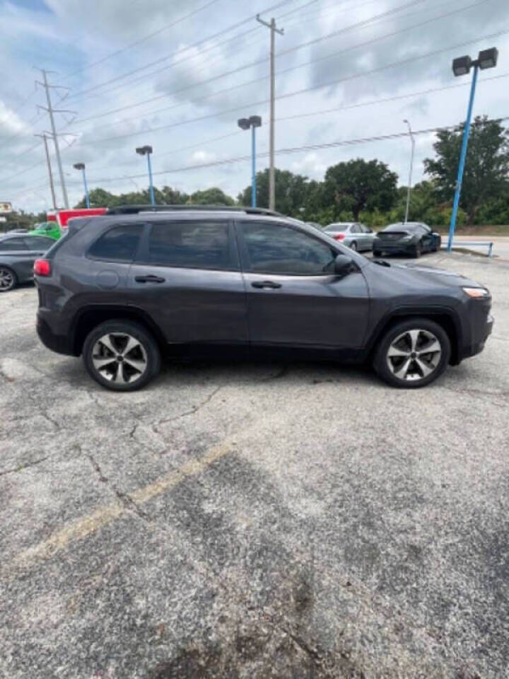 2017 Jeep Cherokee for sale at Broadway Auto Sales in Garland, TX