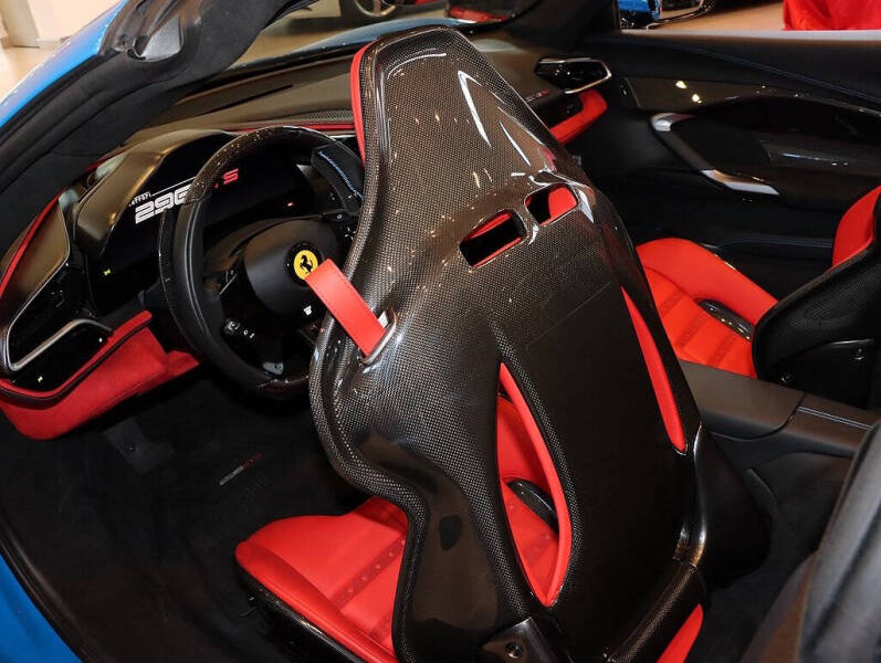 2024 Ferrari 296 GTS