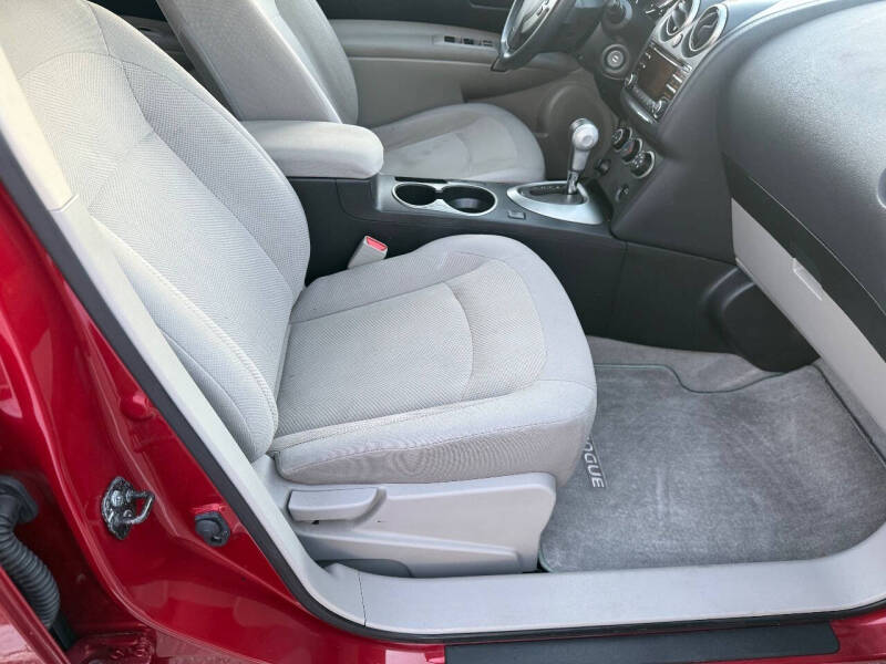 2015 Nissan Rogue Select S