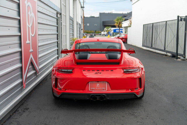 2018 Porsche 911 41