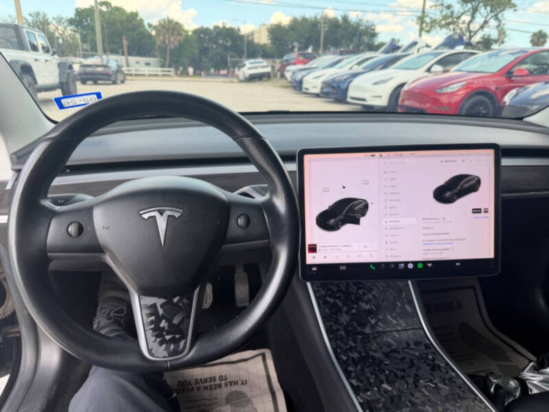 2019 Tesla Model 3 Standard Range Plus
