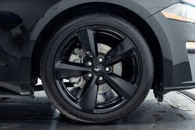 2021 Ford Mustang EcoBoost