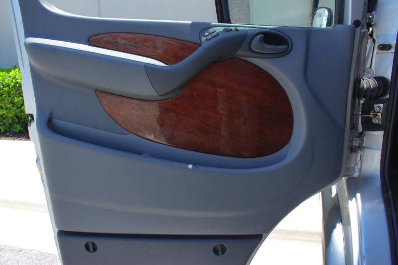 2006 Dodge Sprinter 2500