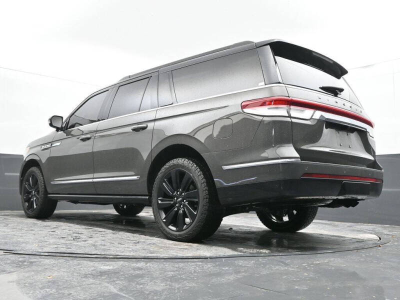 2023 Lincoln Navigator L Black Label