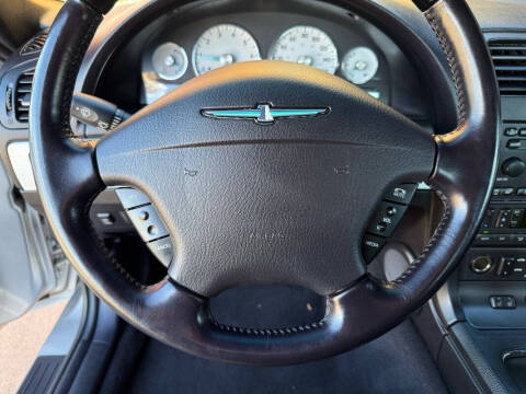 2004 Ford Thunderbird Deluxe