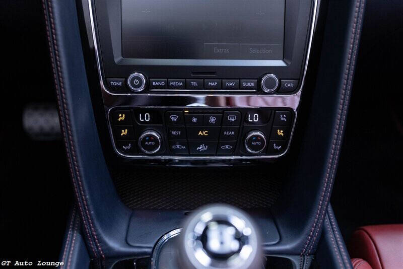 2015 Bentley Continental 59