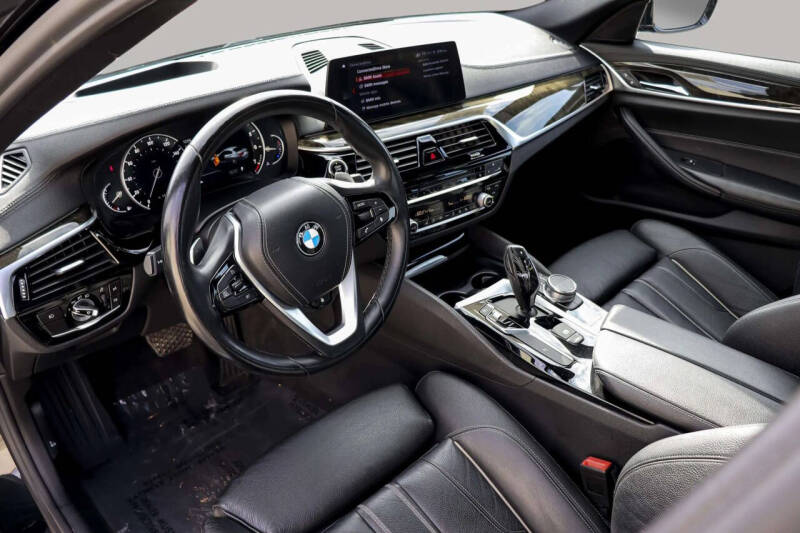 2017 BMW 5 Series 530i xDrive