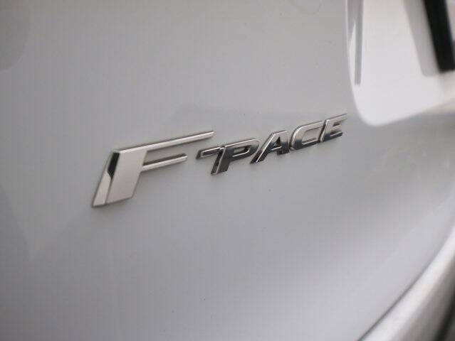 2021 Jaguar F-PACE SVR