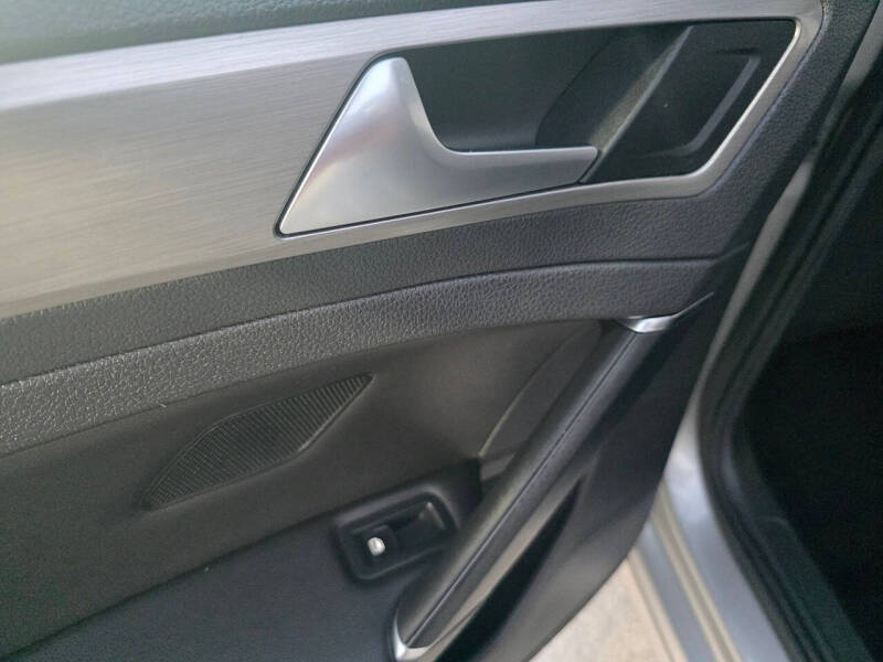 2015 Volkswagen Golf TSI S