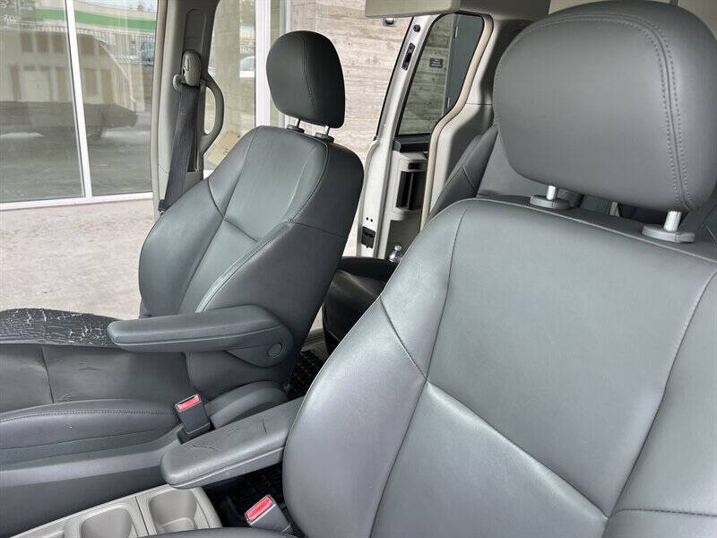 2010 Volkswagen Routan