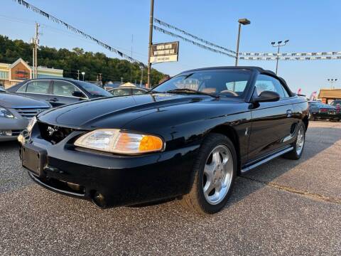 1995 Ford Mustang SVT Cobra for sale at SOUTH FIFTH AUTOMOTIVE LLC in Marietta OH
