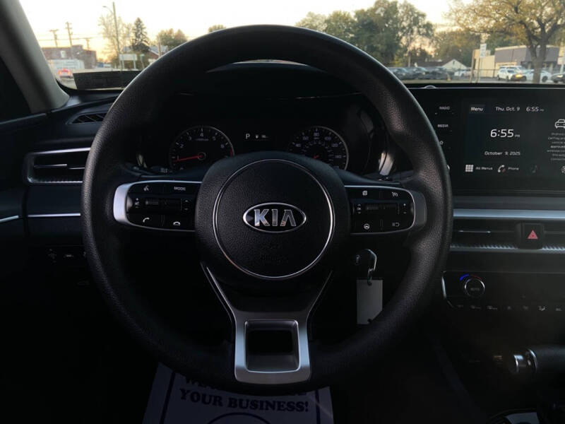 2021 Kia K5 LX